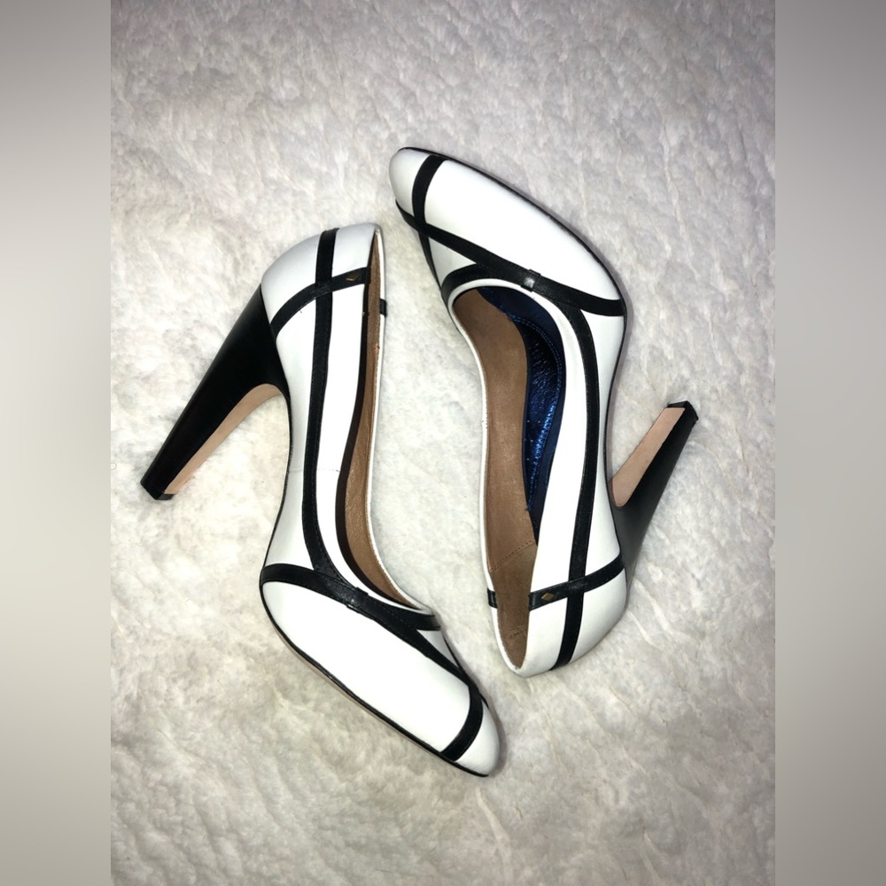 Glory Gold Pumps